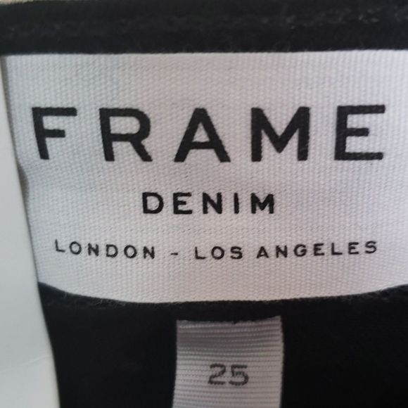 Frame Le high Straight Velvet Tux Step Up Hem Jean in Noir Sz 25 NWT - Picture 4 of 9